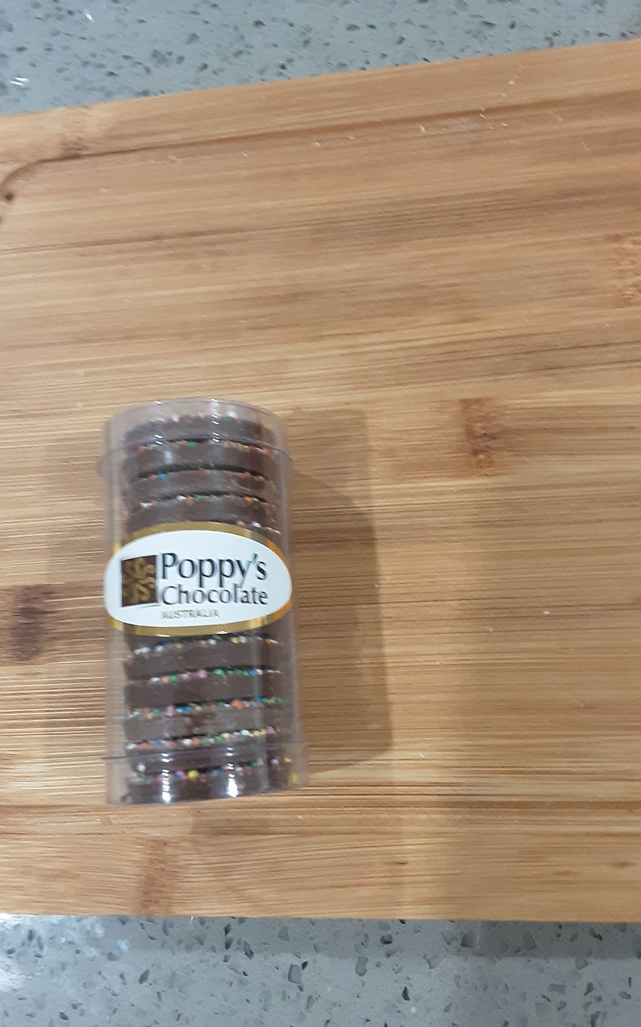 Customer photo review of Sprinkles Milk Chocolate Regular size 13/cylinder