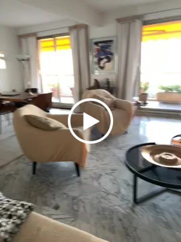 Customer video review of Blanc cassé rose - Housses Gaufrées 100% Waterproof et Ultra résistantes Extensibles de Fauteuil et Canapé
