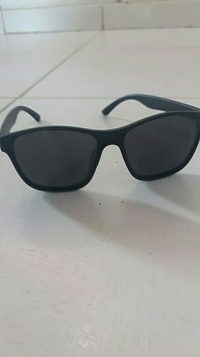 Customer photo review of Fashion Square Polarized Sunglasses