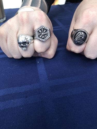 Customer photo review of THINKING SKULL RING