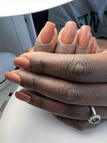 Customer photo review of Gel Polish Studios Didier all about You 8ml