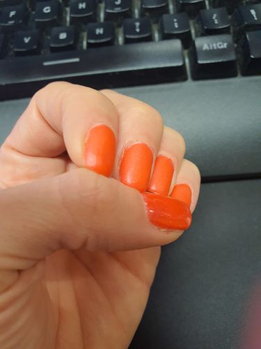 Customer photo review of Gel Polish Studios Didier  Velours Top coat No wipe  8 ml