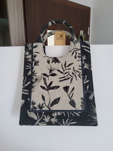 Customer photo review of Plant Print Shoulder Bag