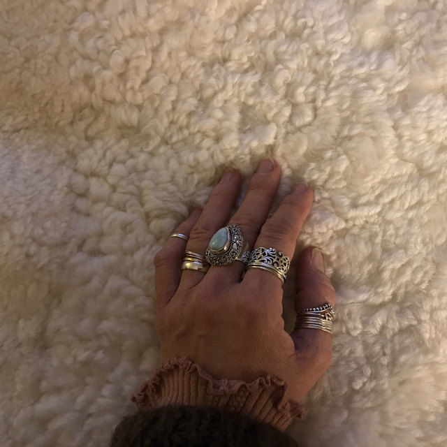 Customer photo review of Unique Women's Spinner Ring Sterling Silver