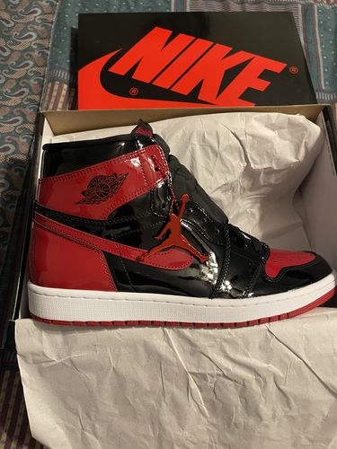 Customer photo review of Jordan 1 Reimagined Bred