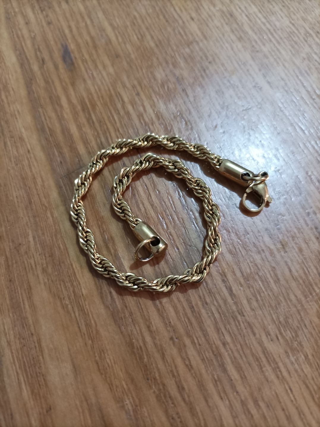 Customer photo review of Pulseras Esferas y Torsal