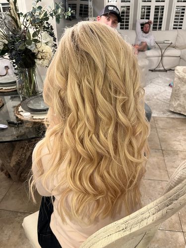 Customer photo review of Full Shine Hand Tied Weft Hair Extensions 100% Virgin Human Highlights (#18/613)