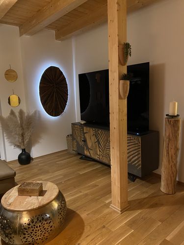 Customer photo review of Wandlampe Holz LUNAR