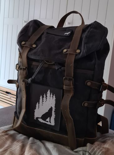 Customer photo review of Rucksack mit Patch (🌲)