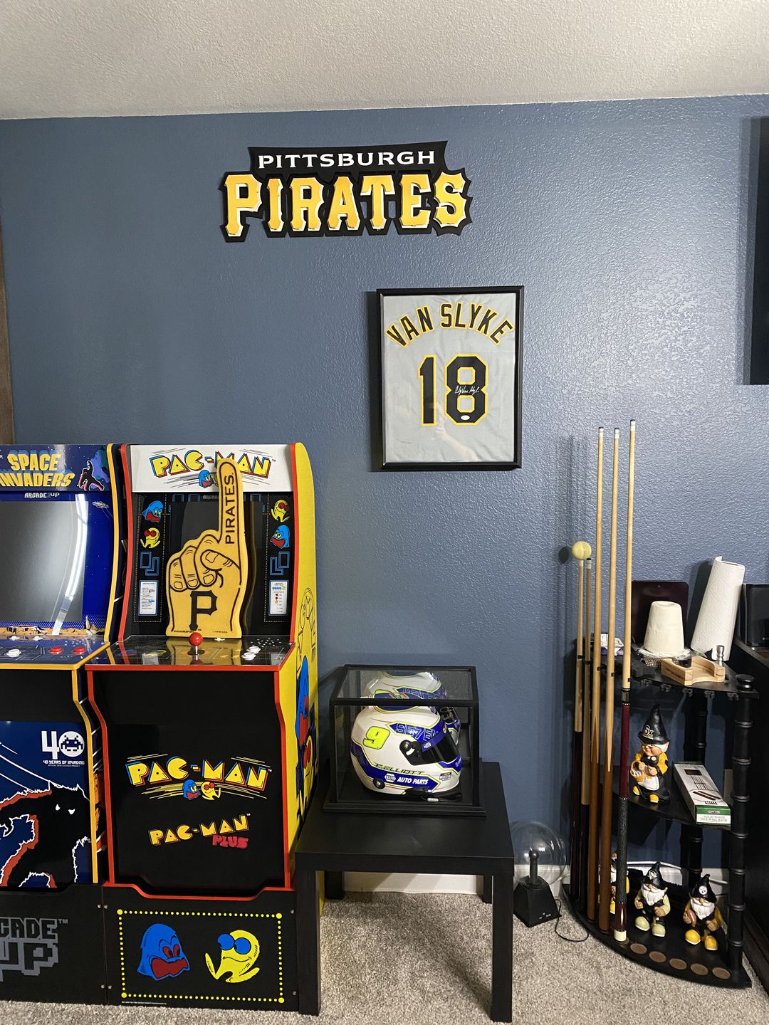 Customer photo review of Pittsburgh Pirates Script Logo 3D Metal Artwork