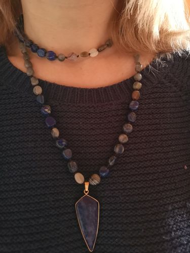Customer photo review of COLLIER MALA DE PROTECTION EN LAPIS