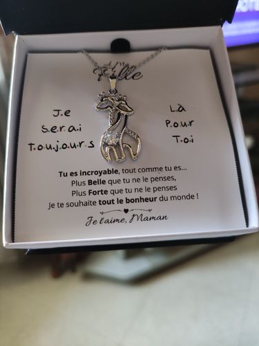 Customer photo review of Collier Girafe - À Ma Fille