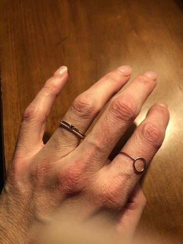 Customer photo review of Bague Sapphire Noir - Or 10k