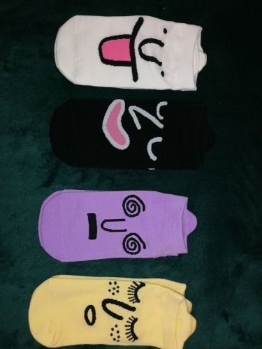 Customer photo review of 10 Pack Mood Socks by Smoods™ - Ankle Fit