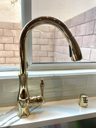 Customer photo review of Victorian Single-Hole Kitchen Faucet With Pull Out Spout