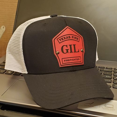 Customer photo review of Shield Hat - Black/White