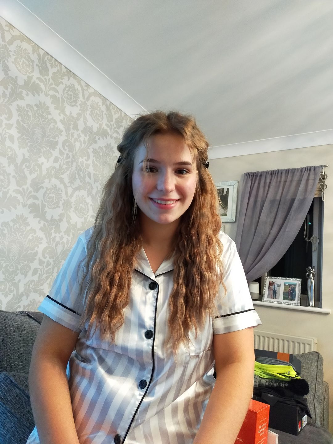 Customer photo review of 16" Lace Clip-in Human Hair Extension (140g)
