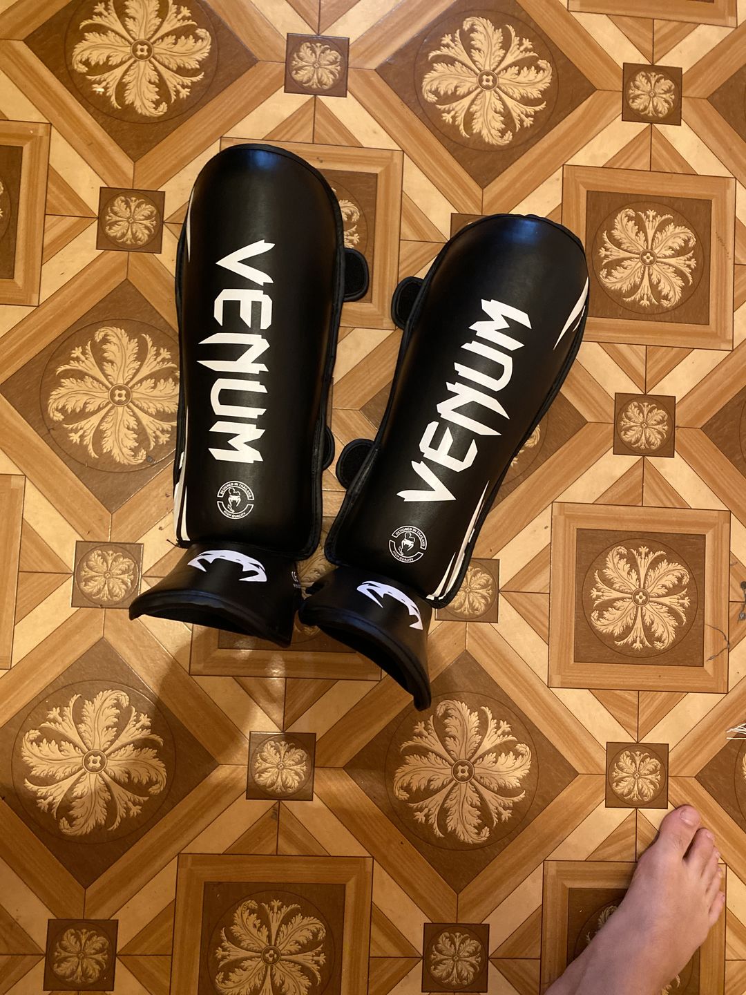 Customer photo review of Tibiere Kickbox Venum Challenger