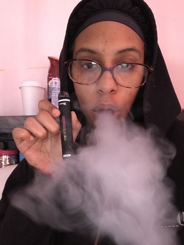 Customer photo review of 500mg CBD Disposable Vape Pen | CleanAF MAX