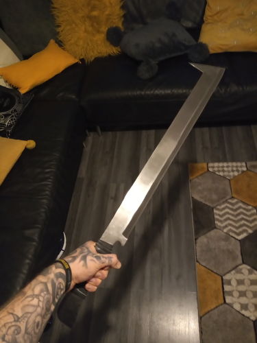 Customer photo review of Uruk-hai Sword