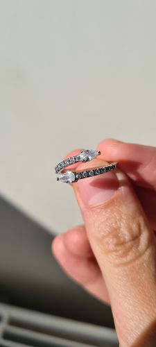 Customer photo review of La parure Bestie : les bagues Oya