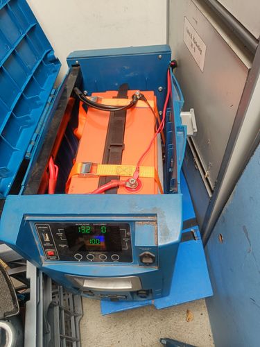 Customer photo review of iTECH120X 12v 120Ah Lithium Deep Cycle Battery LiFePO4