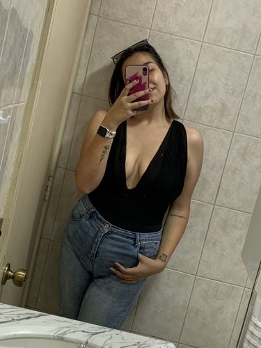 Customer photo review of Body Mayela Negro