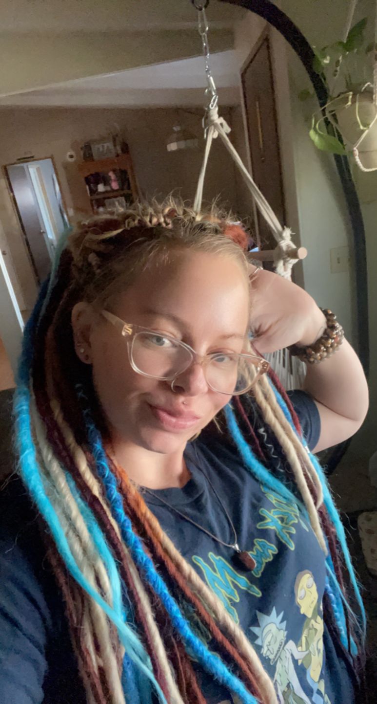 Customer photo review of Dark Red  - (1 pack of 5 Dreads)