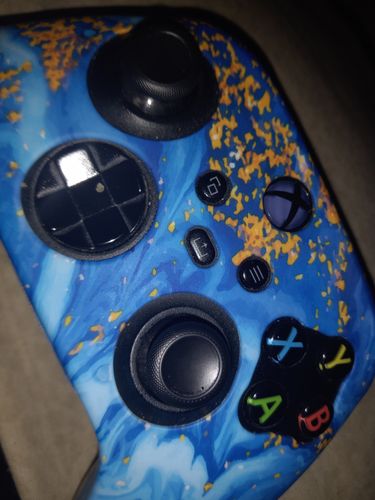 Customer photo review of Fusion - XBOX Series X/S Controller Skin