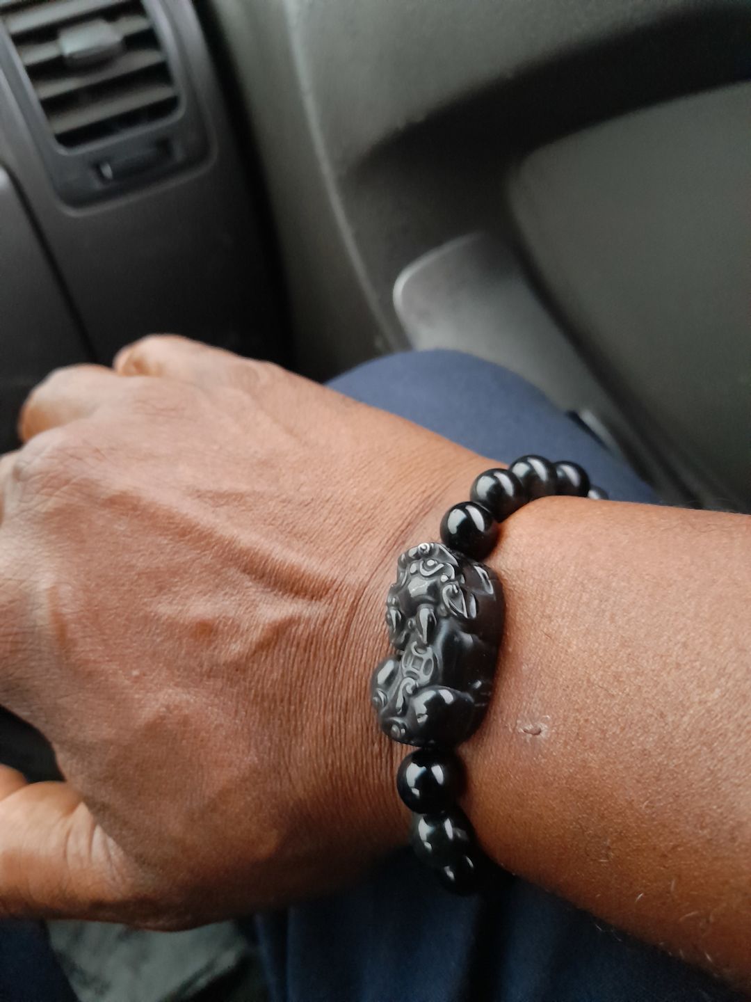 Customer photo review of Pi Yao Obsidian Wealth Bracelet