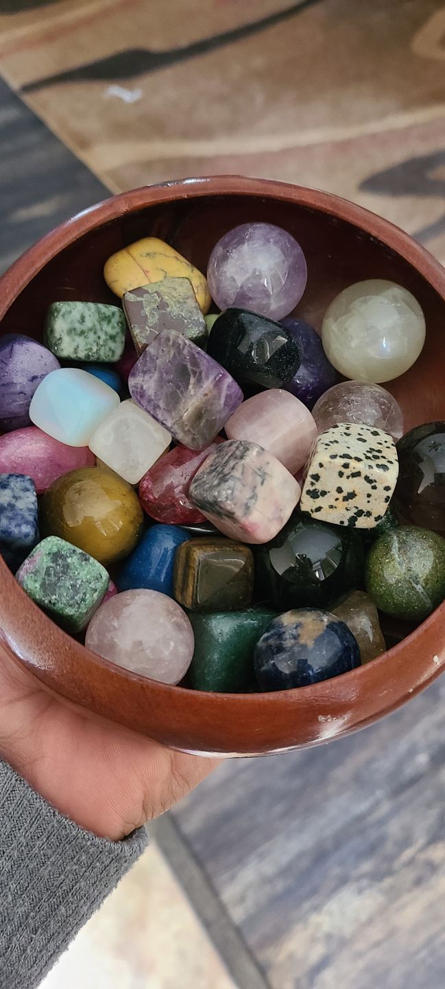 Customer photo review of 19 Unique Tumbled Stones Set