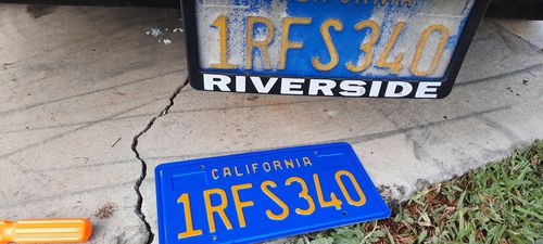 Customer photo review of 1986 CALIFORNIA LICENSE PLATE 6"x12" (156.5mm x 305mm)
