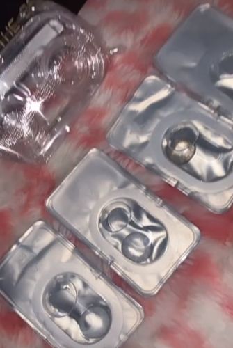 Customer photo review of EYEVOS Tailored For Brown Eyes Hot Classic Set (4 pairs)