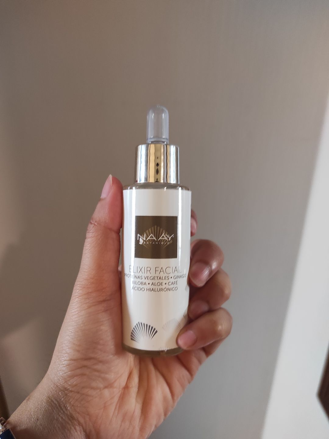 Customer photo review of Elixir facial de Ácido Hialurónico