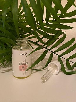Customer photo review of Gesichtsöl "Mohn" (bei Hautirritationen)