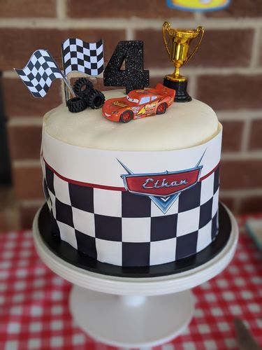 Customer photo review of Personalised Cars - Edible Icing Cake Wrap