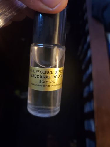 Customer photo review of Givenchy Gentlemen Type Body Oil - Men