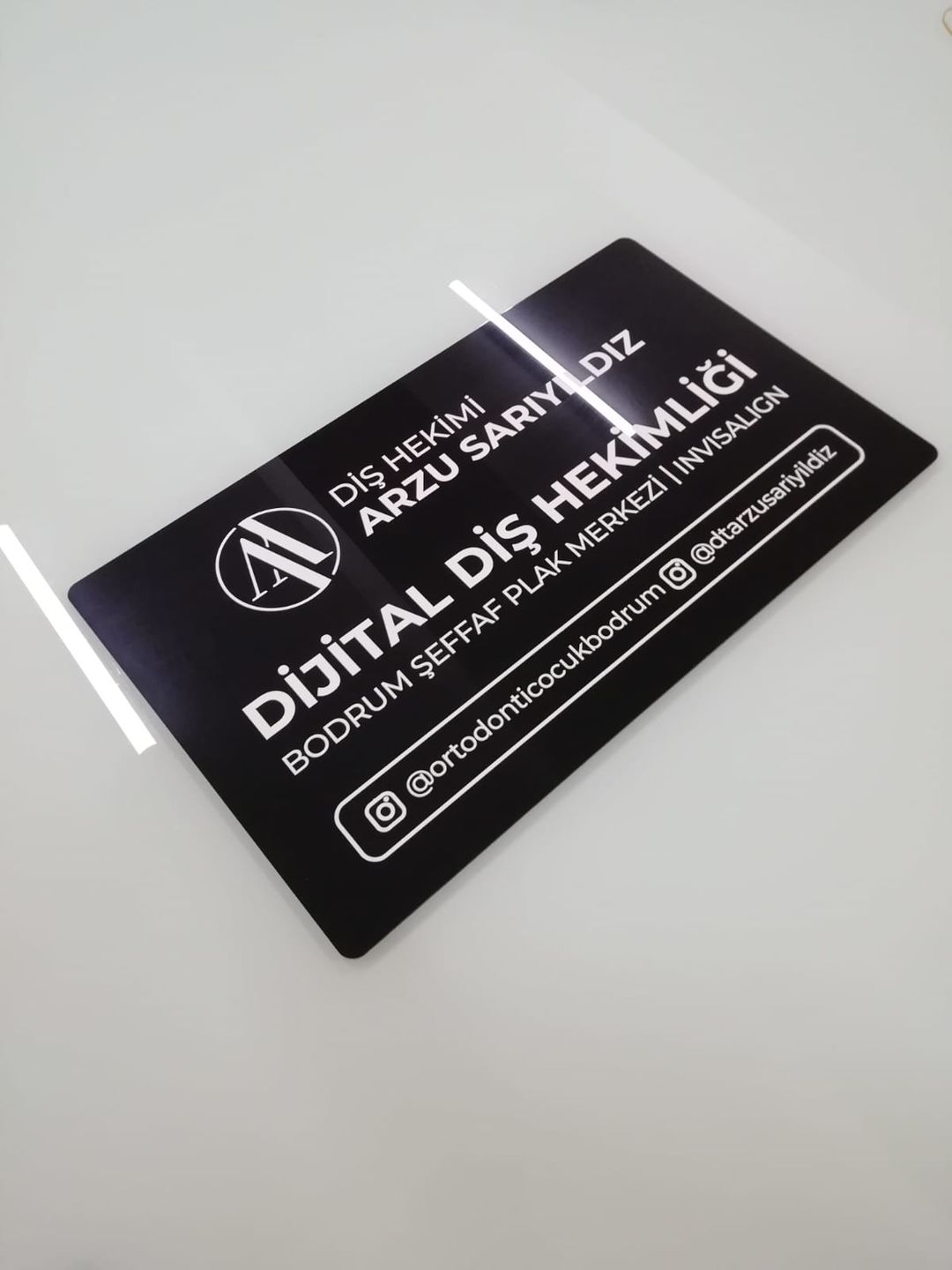Customer photo review of Siyah Pleksi Kapı Tabelası