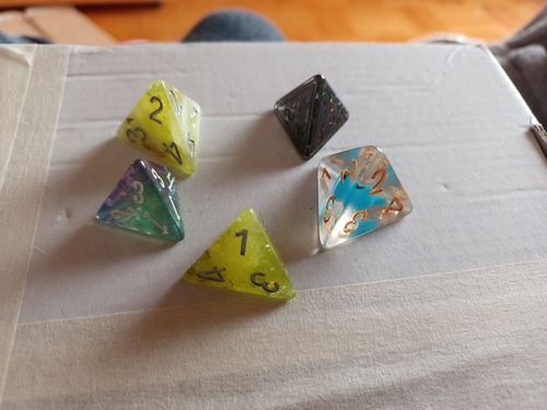 Customer photo review of D4 / W4 Würfel-Mix