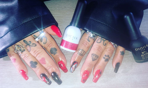 Customer photo review of Gel Polish Didier Lab Macarons Red Love 10ml
