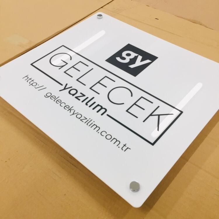 Customer photo review of Beyaz Pleksi Kapı Tabelası