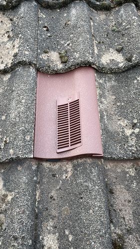 Customer photo review of Manthorpe Tile Vent Single Pantile - Brown