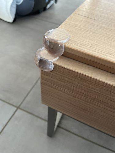 Customer photo review of CORNERSAFE™ - 10 Protections Enfant en Silicone pour Coin de Table