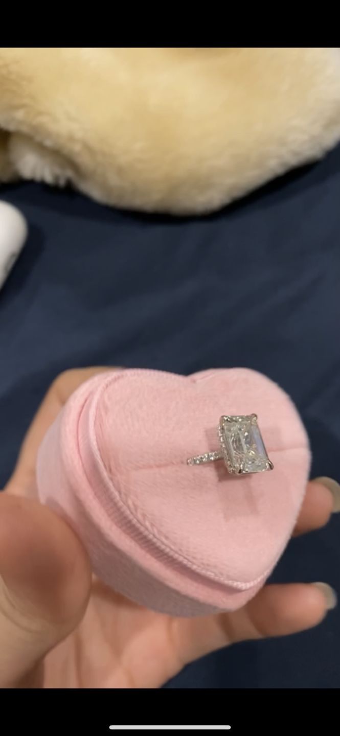 Customer photo review of “Keep her” ring