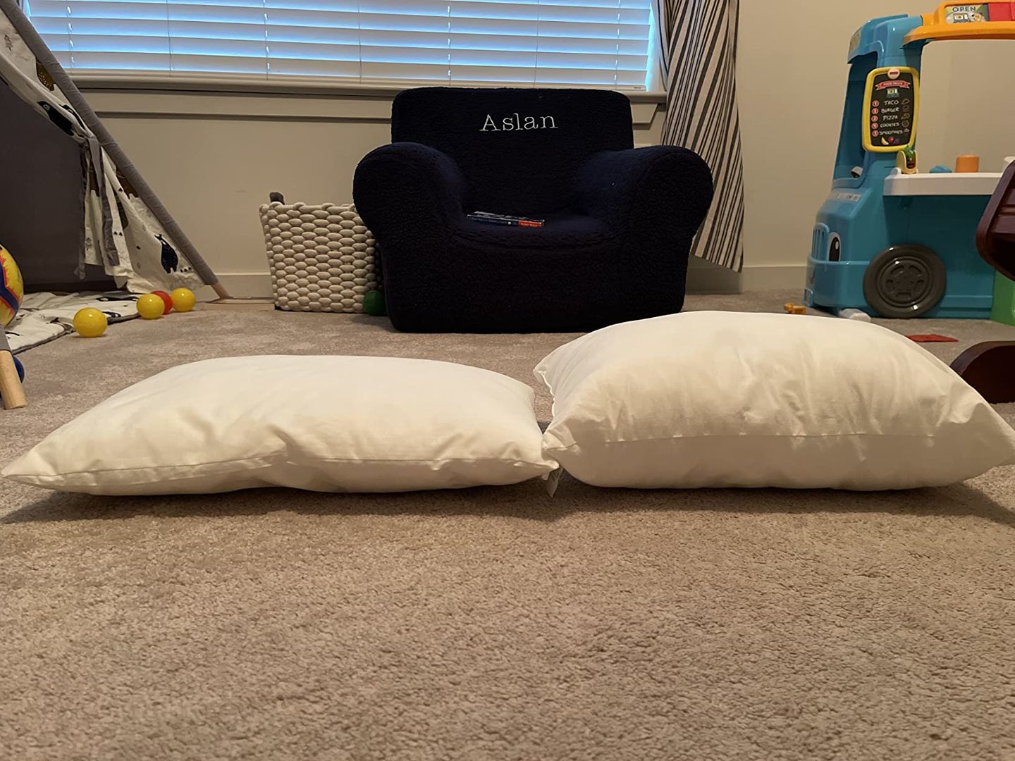 Customer photo review of 2-Pack Toddler Pillows