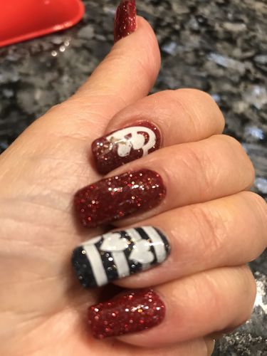Customer photo review of Gel Polish Studios Didier heart beat coral 8ml