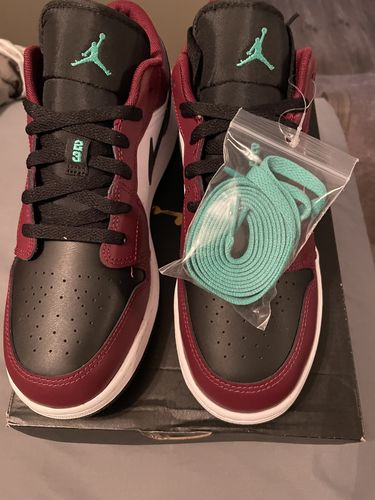Customer photo review of Air Jordan 1 Low SE - Boy's Grade School