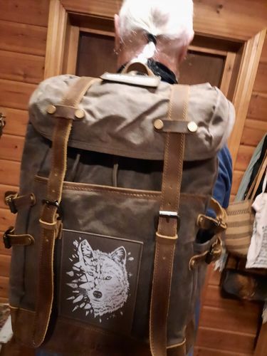 Customer photo review of Rucksack Mit Patch / Olivgrau (🌲)
