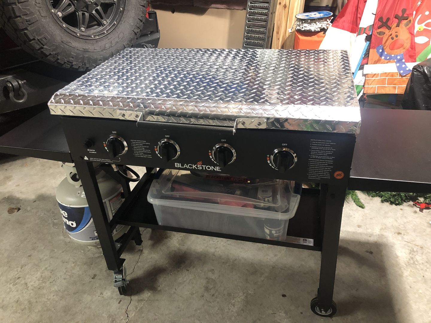 Customer photo review of GriddleGuard Diamond Plate Hard Cover Lid for Blackstone 36" Griddle