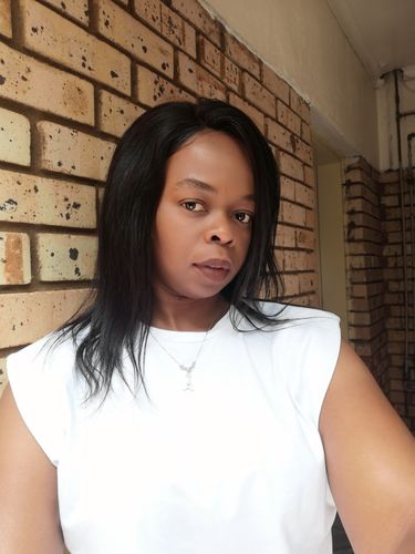 Customer photo review of NAOMI - Peruvian 4x4 Lace Wig